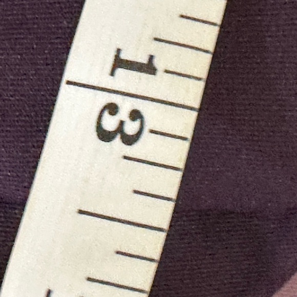 Apara  sz small compression workout pants  Plum and rose Like new - Picture 4 of 12